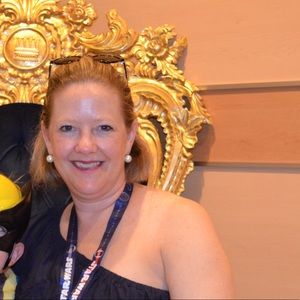 Meet your Posher, April